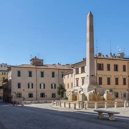 酒店 Dimora Storica Lo Svevo